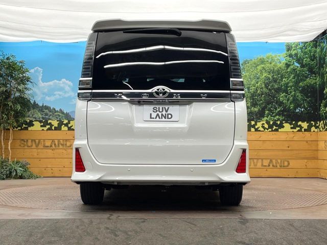 TOYOTA VOXY 2021 Image 31