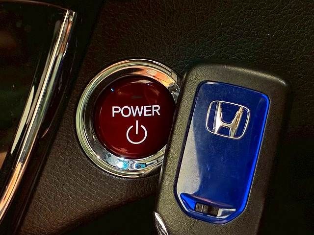 HONDA VEZEL HYBRID 2015 Image 31