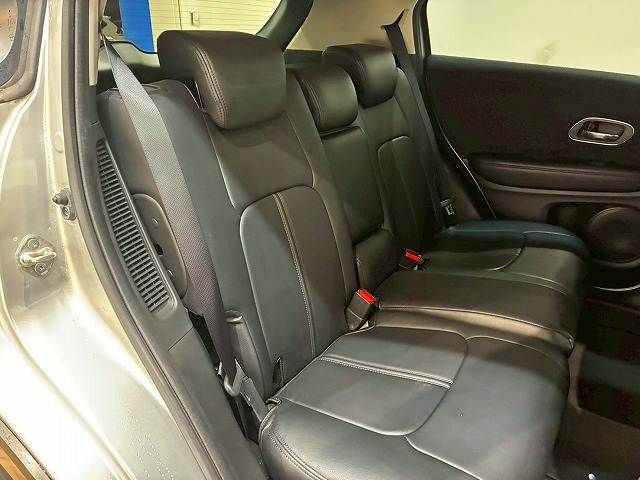 HONDA VEZEL HYBRID 2015 Image 31