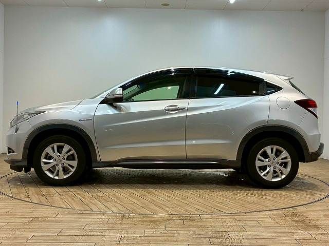 HONDA VEZEL HYBRID 2015 Image 31