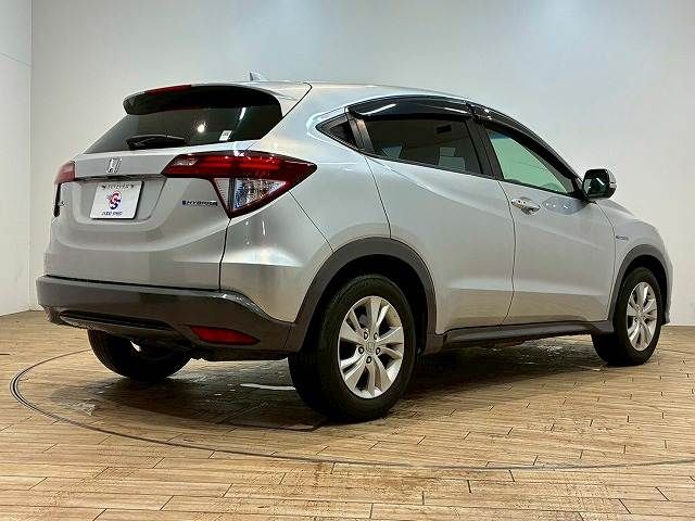 HONDA VEZEL HYBRID 2015 Image 31