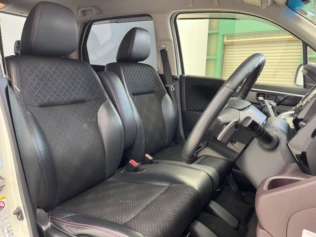 HONDA N-WGN CUSTOM 2015 Image 31