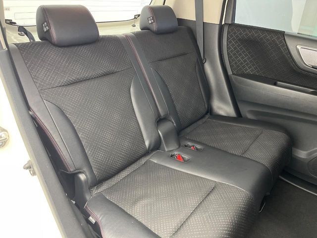 HONDA N-WGN CUSTOM 2015 Image 31