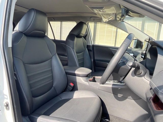 TOYOTA RAV4 HYBRID 4WD 2023 Image 31