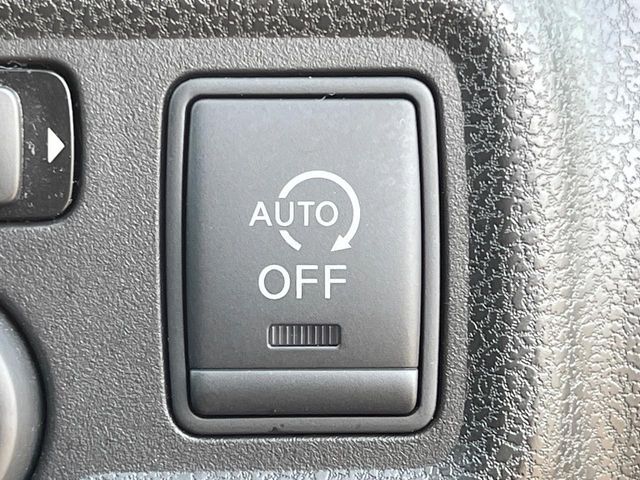 NISSAN NOTE 2013 Image 31