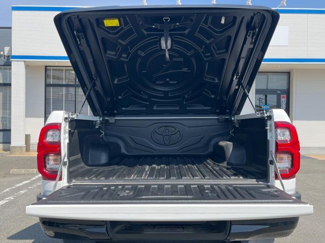 TOYOTA HILUX 4WD 2023 Image 31
