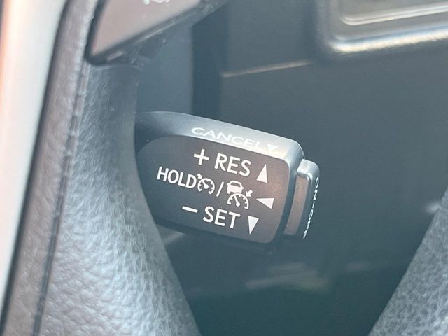 TOYOTA LANDCRUISER PRADO 2018 Image 31