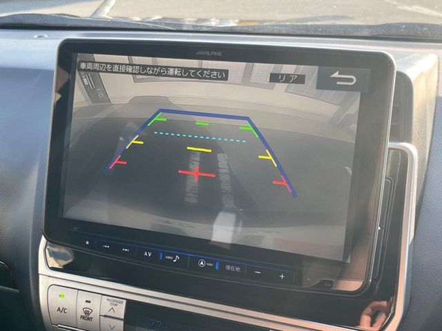 TOYOTA LANDCRUISER PRADO 2018 Image 31