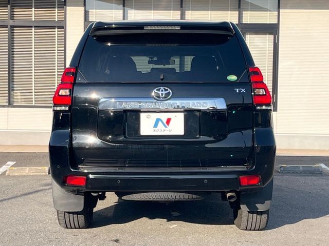 TOYOTA LANDCRUISER PRADO 2018 Image 31