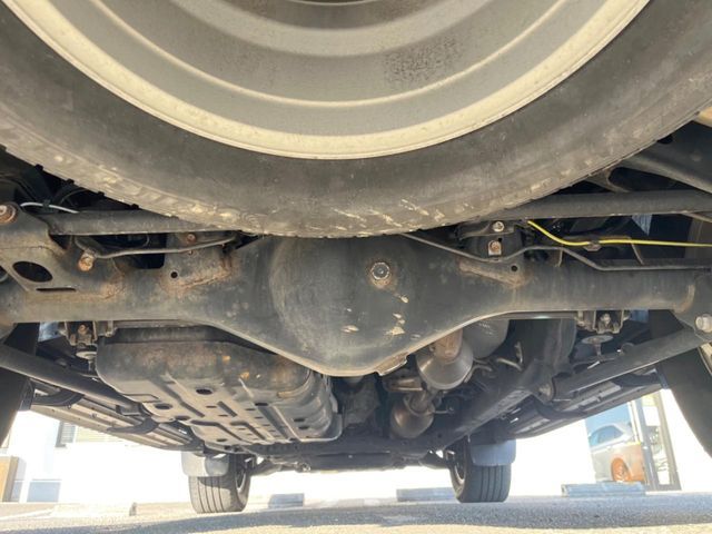 TOYOTA LANDCRUISER PRADO 2018 Image 31