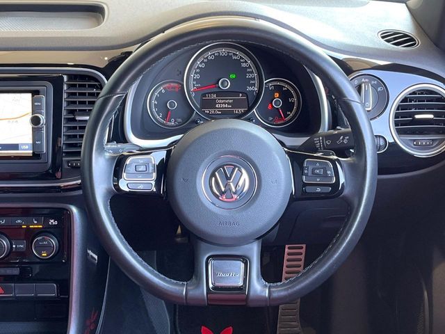 VOLKSWAGEN THE BEETL 2020 Image 31
