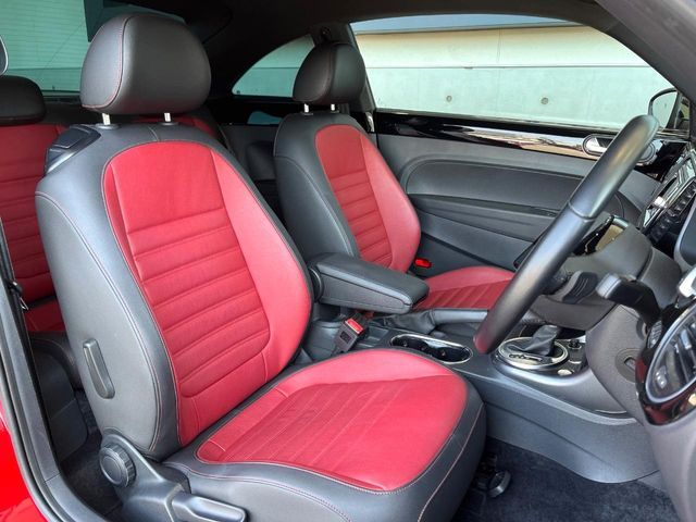 VOLKSWAGEN THE BEETL 2020 Image 31