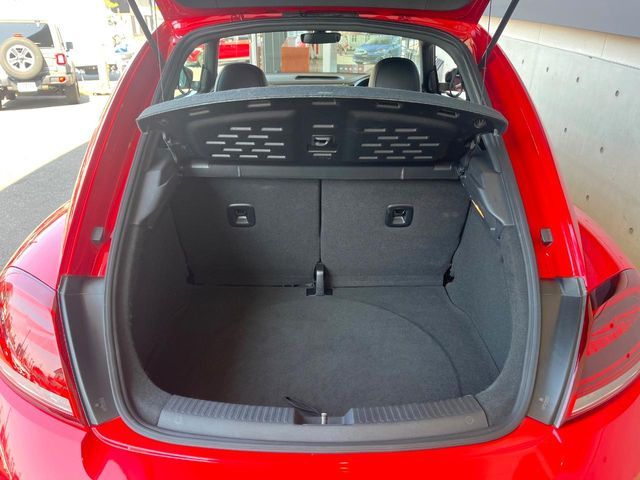 VOLKSWAGEN THE BEETL 2020 Image 31