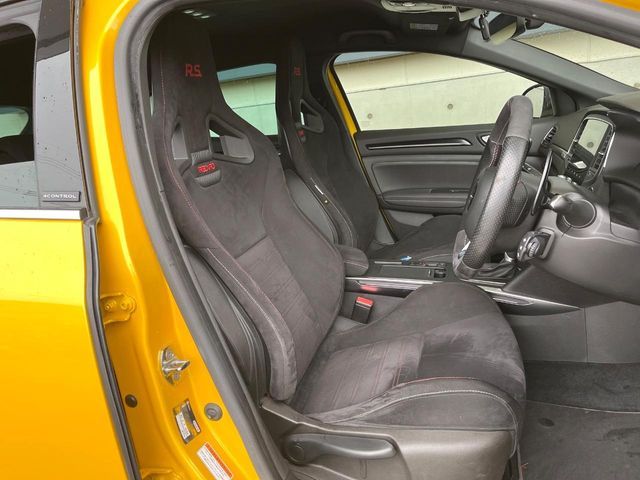 RENAULT MEGANE HATCH 2021 Image 31