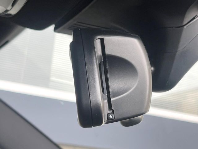 BMW 6SERIES GRAN TUR 2019 Image 31