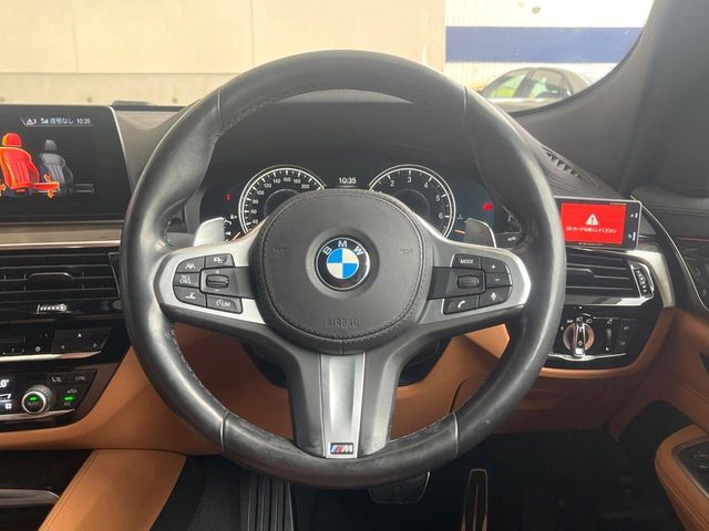 BMW 6SERIES GRAN TUR 2019 Image 31
