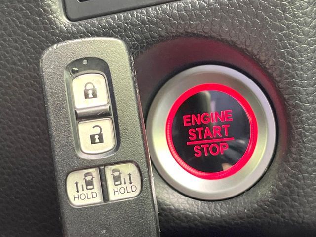 HONDA N BOX CUSTOM 2018 Image 31