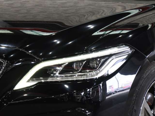 TOYOTA CROWN SEDAN HYBRID 2019 Image 31