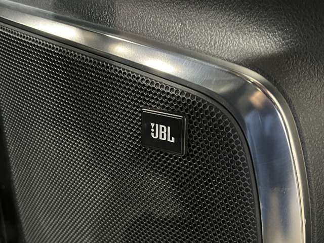 TOYOTA ALPHARD HYBRID 4WD 2019 Image 31