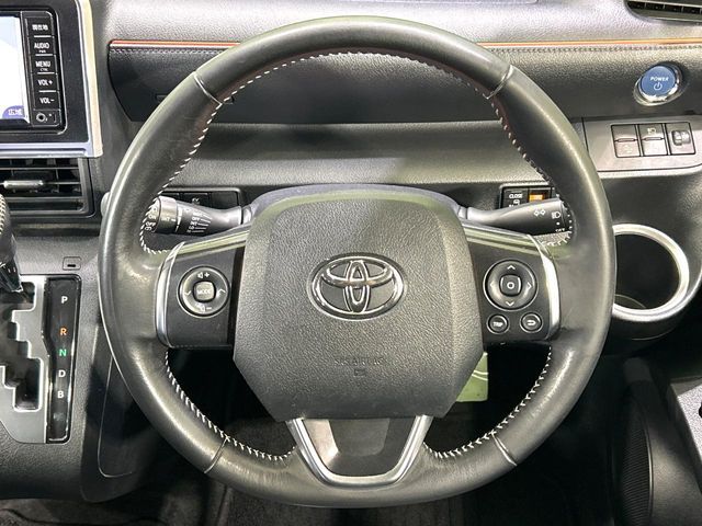 TOYOTA SIENTA HYBRID 2017 Image 31