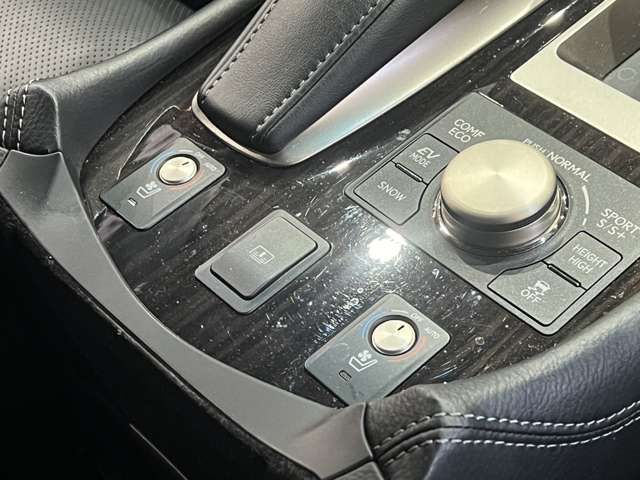 TOYOTA LEXUS LS600H 2013 Image 31