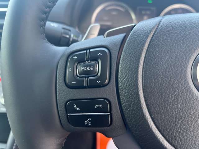 TOYOTA LEXUS RC300H 2023 Image 31