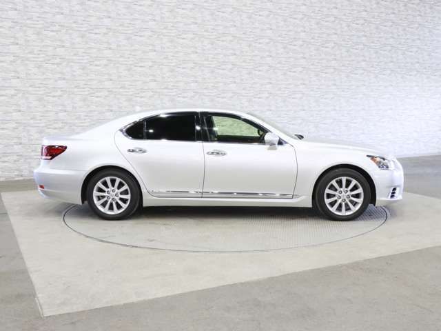 TOYOTA LEXUS LS460 2012 Image 31