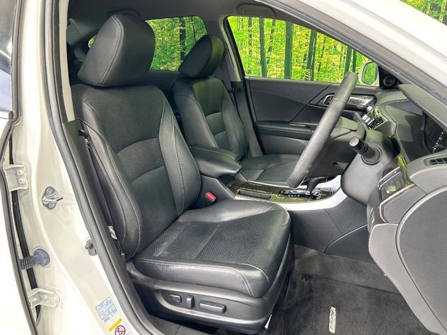 HONDA ACCORD HYBRID 2014 Image 31