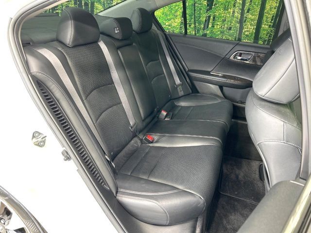 HONDA ACCORD HYBRID 2014 Image 31