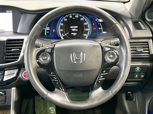 HONDA ACCORD HYBRID 2014 Image 31