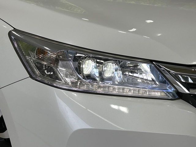 HONDA ACCORD HYBRID 2014 Image 31