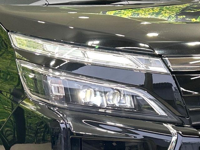 TOYOTA VOXY 2020 Image 31