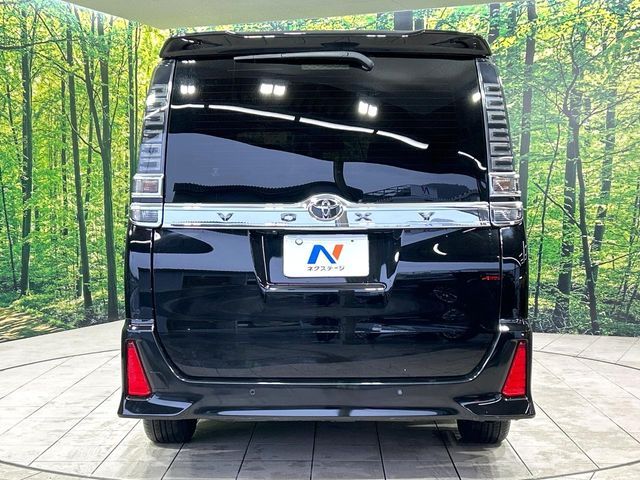 TOYOTA VOXY 2020 Image 31