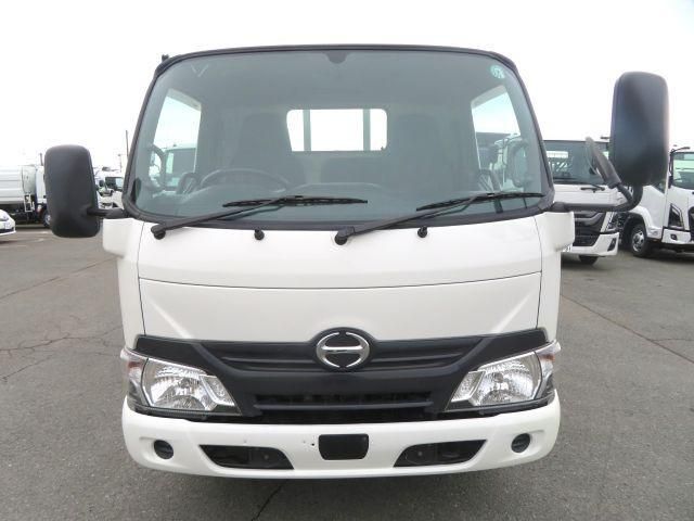 HINO DUTRO 2018 Image 31