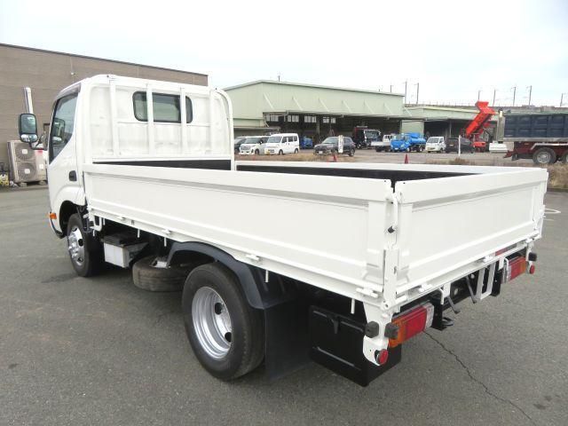 HINO DUTRO 2018 Image 31