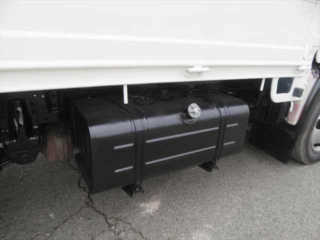 HINO DUTRO 2018 Image 31