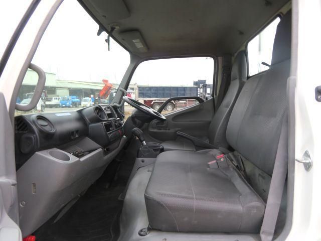 HINO DUTRO 2018 Image 31