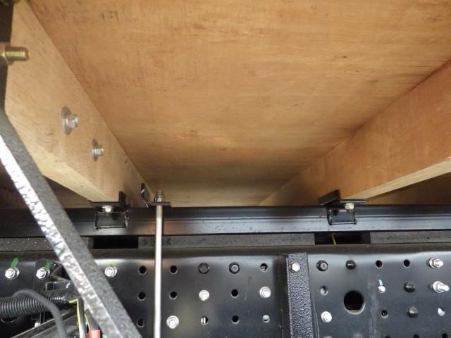 MITSUBISHI CANTER 2024 Image 31