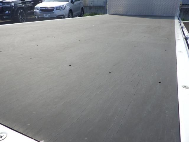 MITSUBISHI CANTER 2024 Image 31