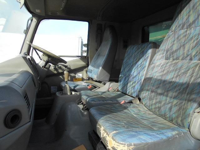 MITSUBISHI FUSOU FIGHTER 2003 Image 31