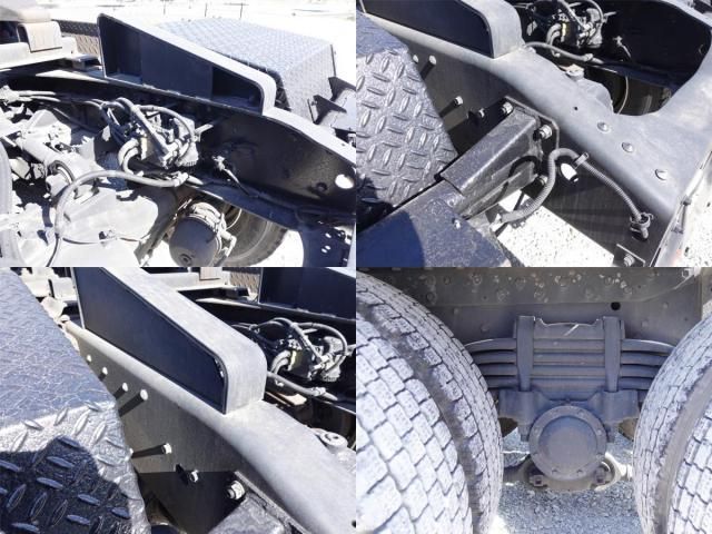 MITSUBISHI FUSOU SUPER GREAT 2015 Image 31