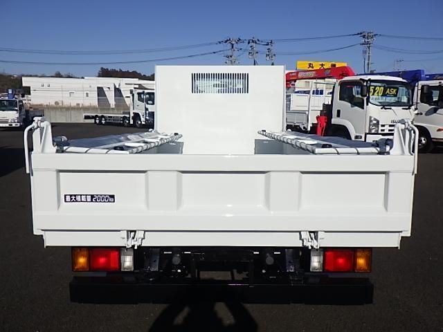 ISUZU ELF 2012 Image 31