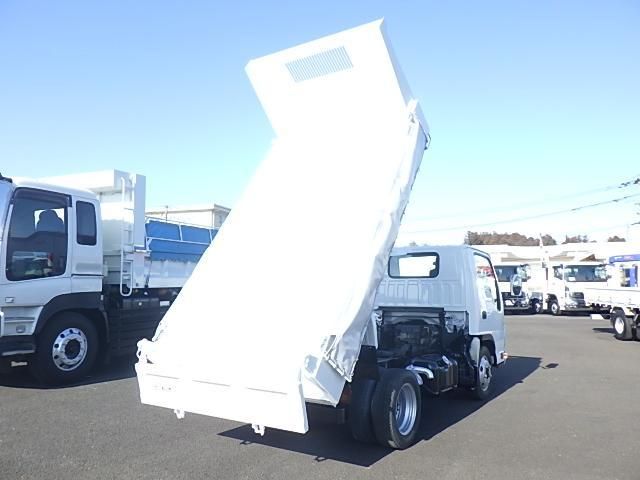 ISUZU ELF 2012 Image 31