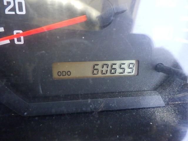 ISUZU ELF 2012 Image 31