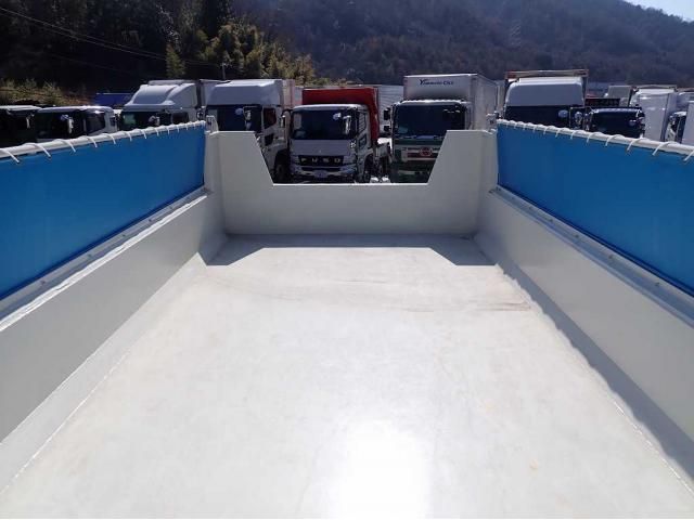 MITSUBISHI FUSOU SUPER GREAT 2025 Image 31