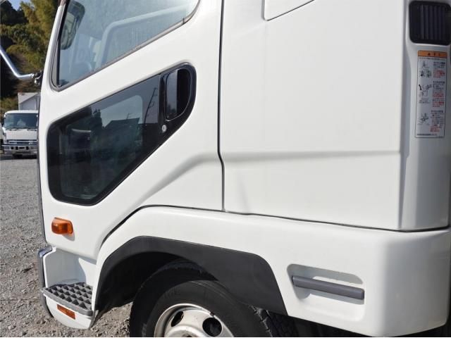 MITSUBISHI FUSOU FIGHTER 2018 Image 31