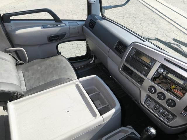 NISSAN DIESEL CONDOR 2017 Image 31