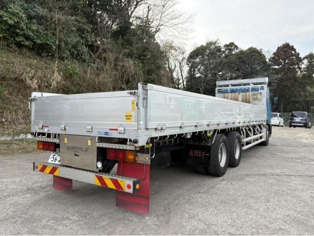 NISSAN DIESEL QUON 2017 Image 31