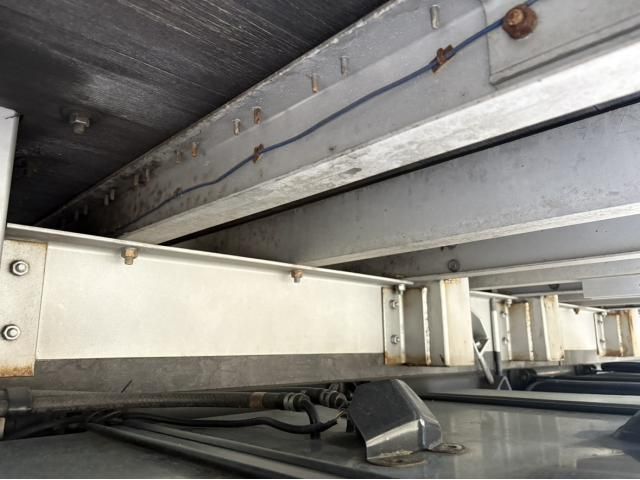 NISSAN DIESEL QUON 2017 Image 31