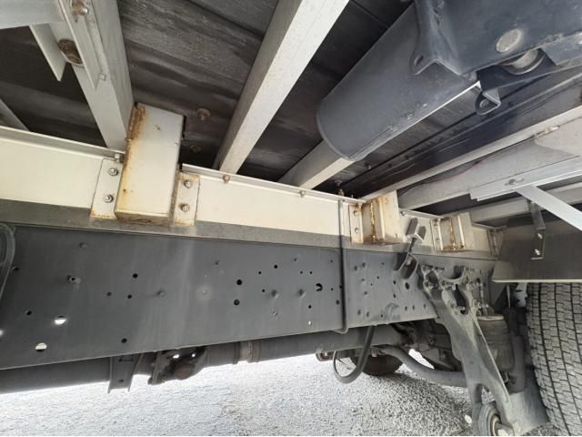 NISSAN DIESEL QUON 2017 Image 31